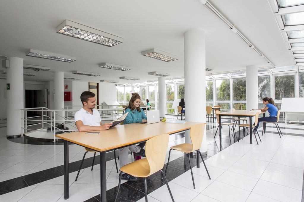 Residencia Universitaria Resa Siglo XXI Culleredo Buitenkant foto
