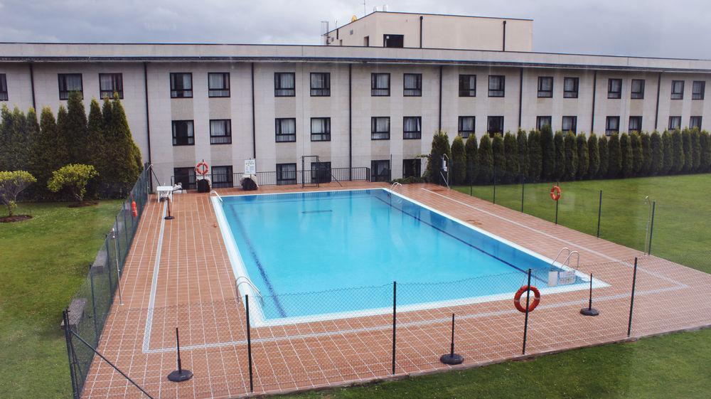 Residencia Universitaria Resa Siglo XXI Culleredo Buitenkant foto