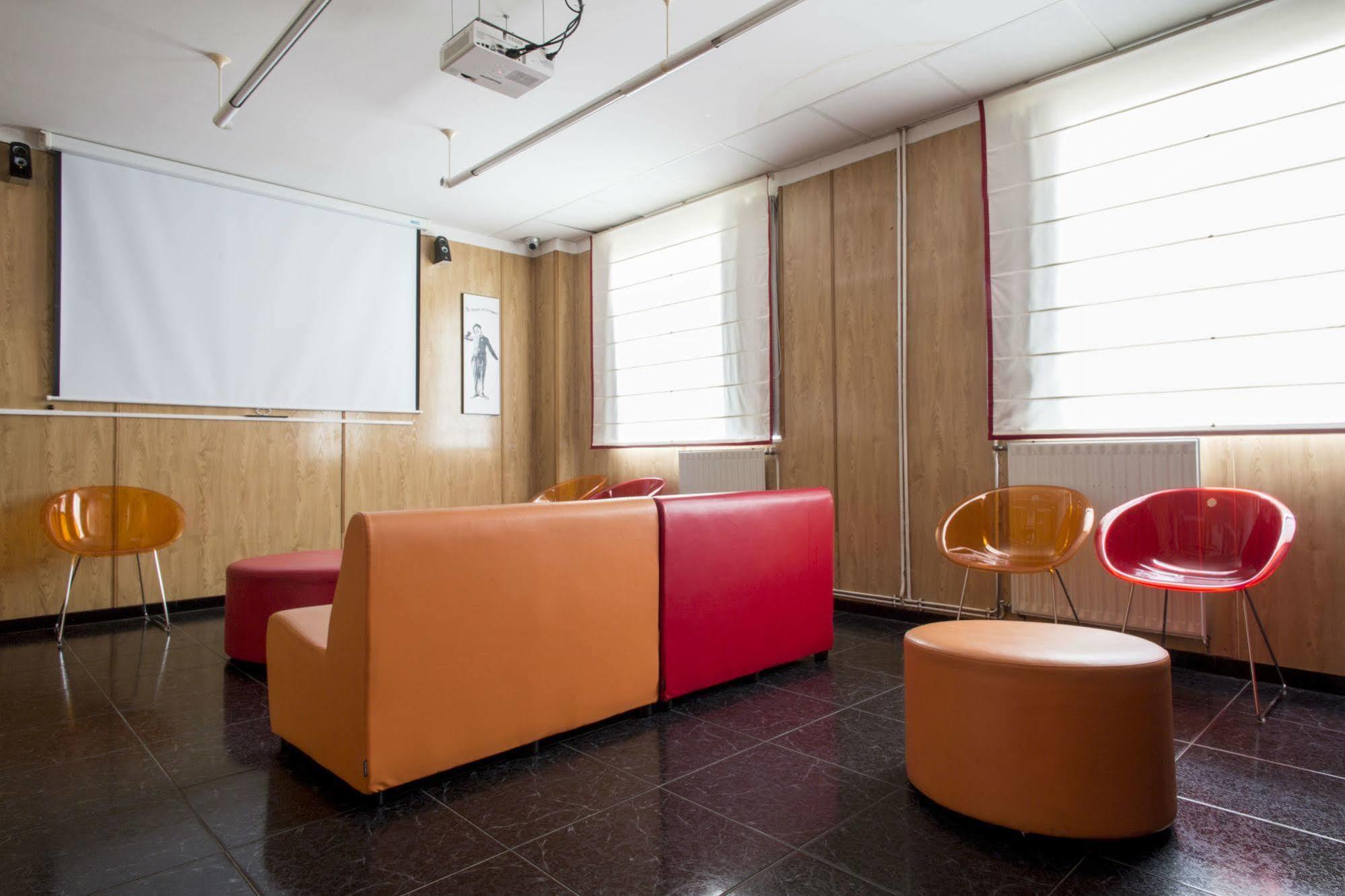 Residencia Universitaria Resa Siglo XXI Culleredo Buitenkant foto